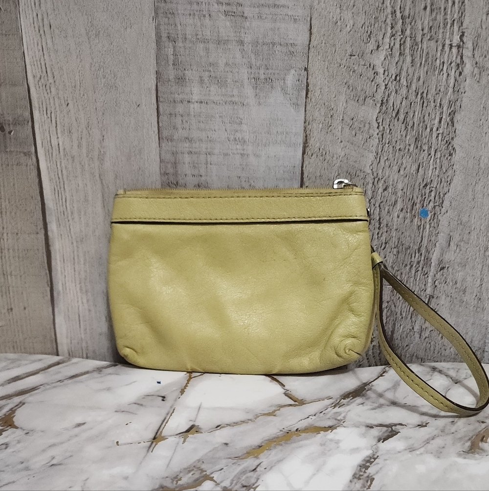 🌷Coach Light Yellow Leather Wristlet🌷 - Picture 3 of 4